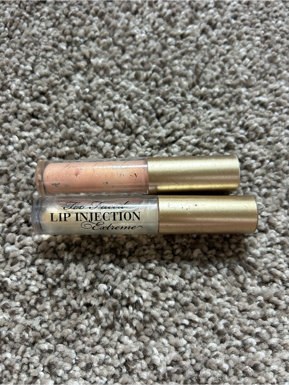Too Faced Lip Injection Extreme Gloss Duo in milkshake & Clear